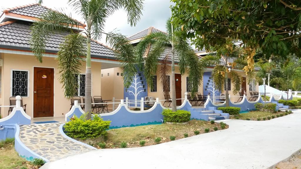Phloenlom Chomdao Otel Ban Kha Dış mekan fotoğraf